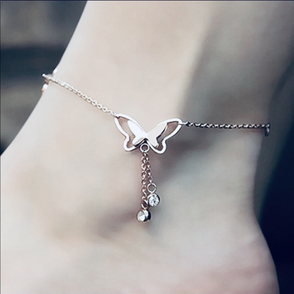 Effortlessly Beautiful Butterfly Anklet (K3) - Picture 2 of 8